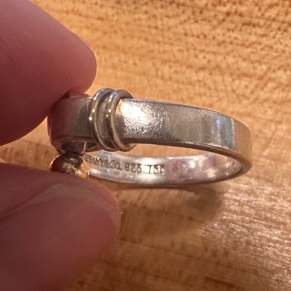 VTG Tiffany & Co. Hook & Eye sterling silver ring 925 w/18k gold accents, SZ 9. - Picture 4 of 7